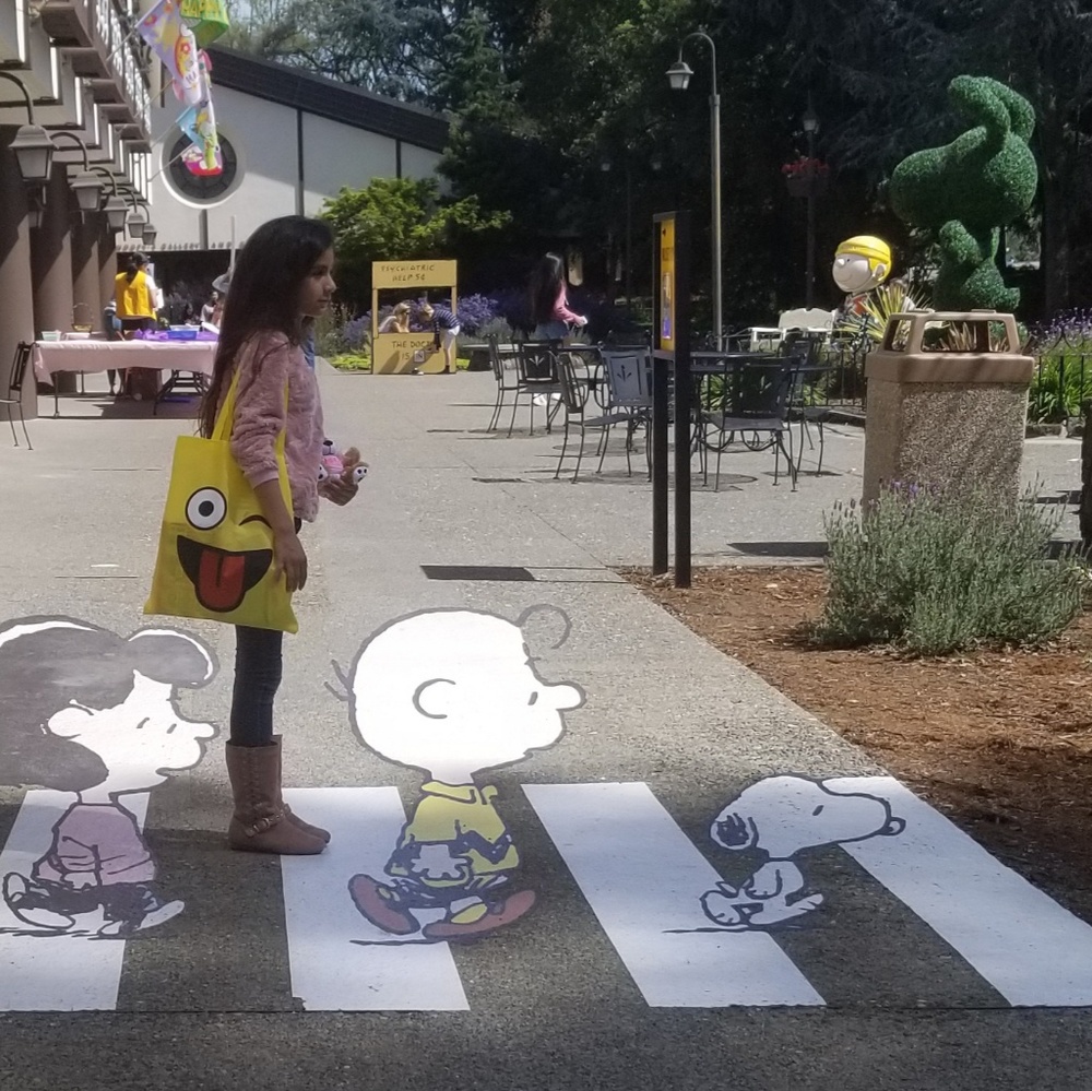 Meet your Posher, Yanet